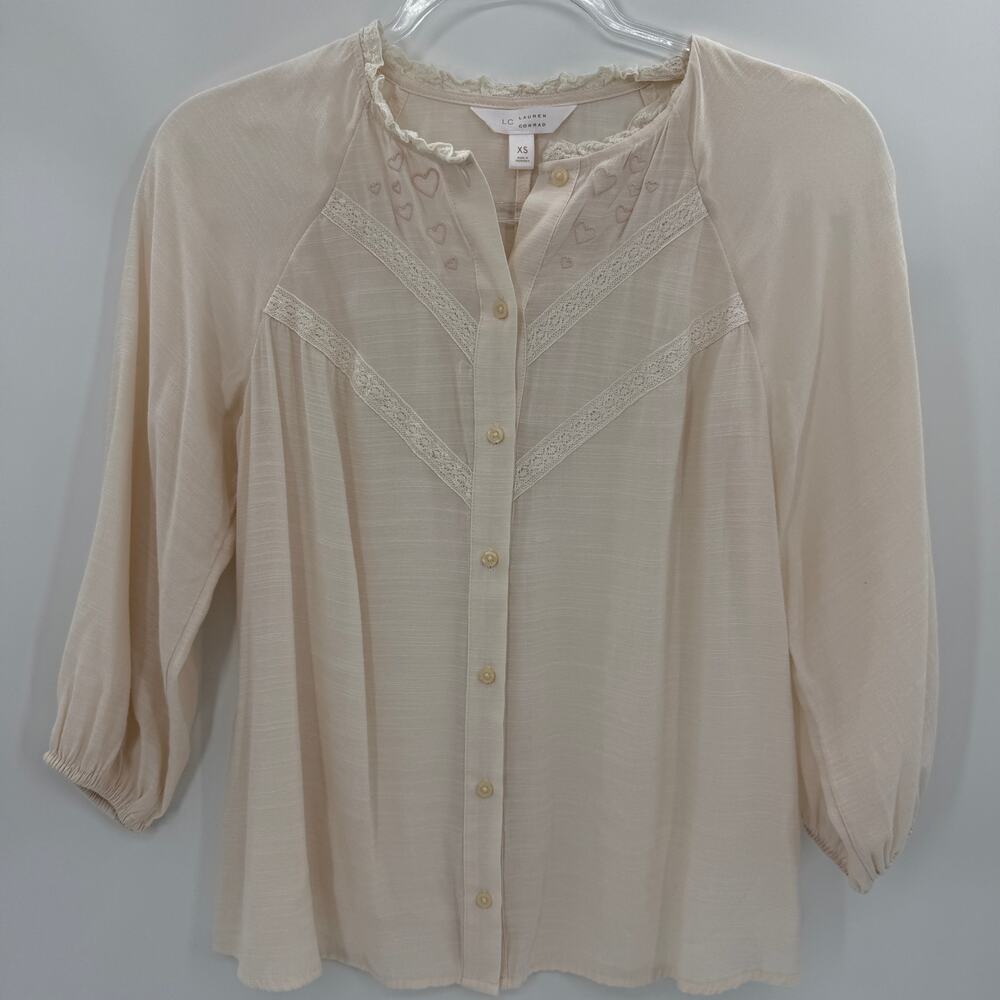 LAUREN CONRAD Womens Coquette Blouse Size XS Peach Hearts Lace 3/4 Sleeve Button
